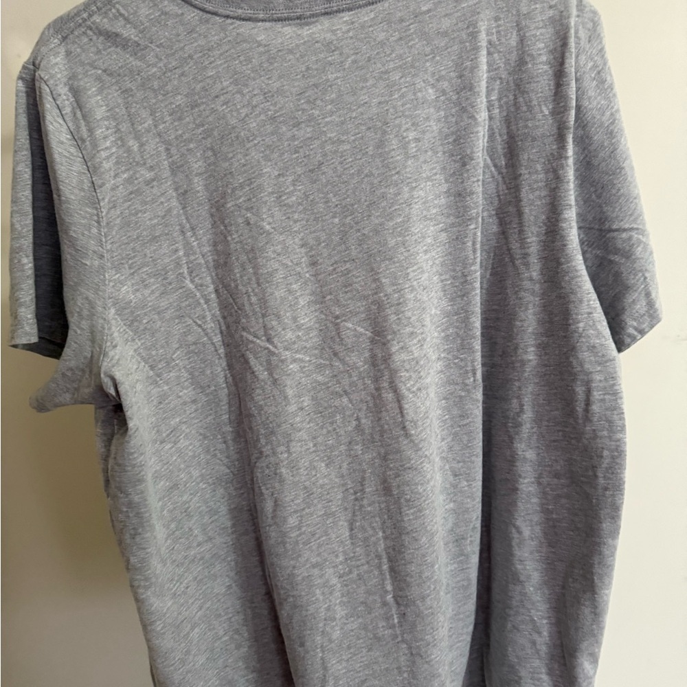 The North Face Tee Shirt - Picture 7 of 8